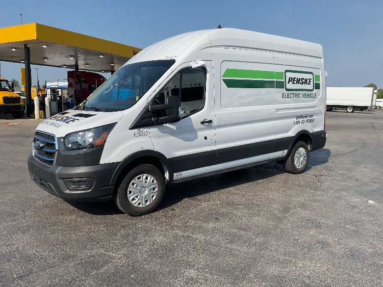 Used 2022 Ford E-Transit 350 - photo 5