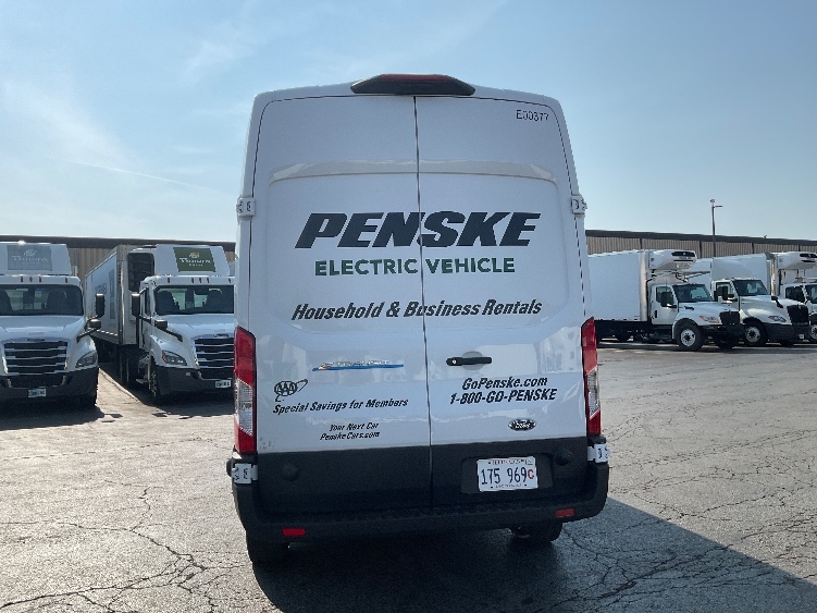 Used 2022 Ford E-Transit 350 - photo 9