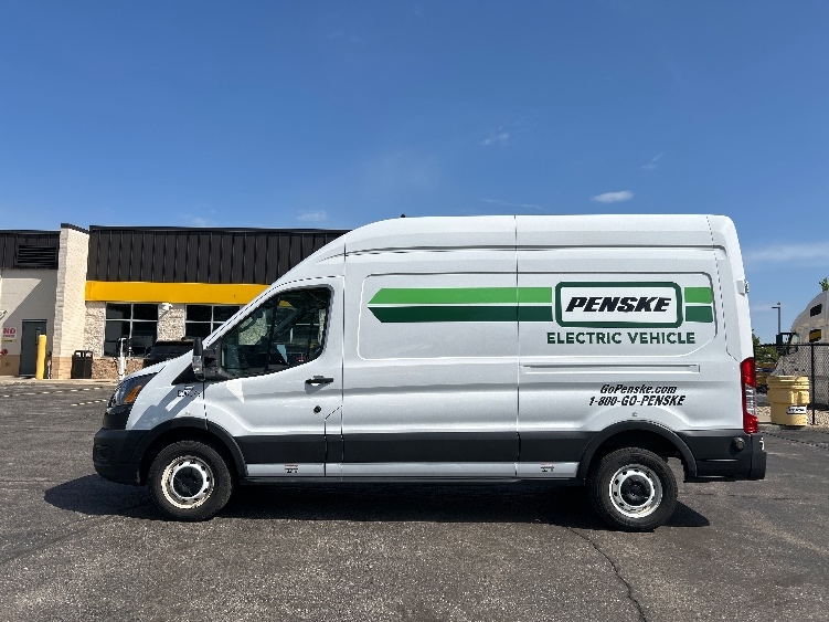 Used 2022 Ford E-Transit 350 - photo 6