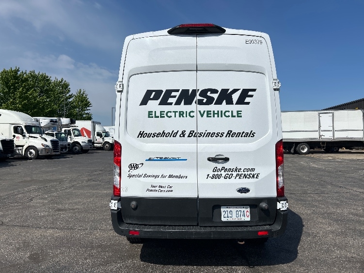 Used 2022 Ford E-Transit 350 - photo 9