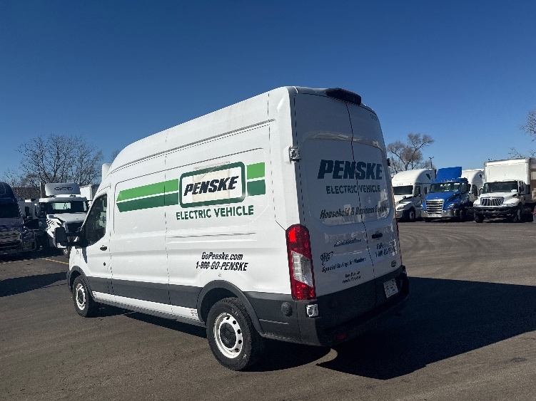 Used 2022 Ford E-Transit 350 - photo 7