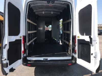 Used 2022 Ford E-Transit 350 - photo 10