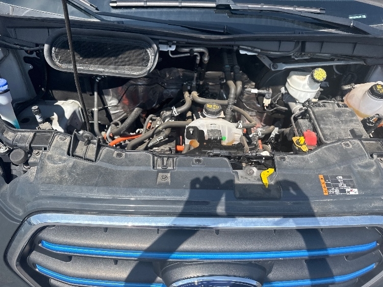 Used 2022 Ford E-Transit 350 - photo 23