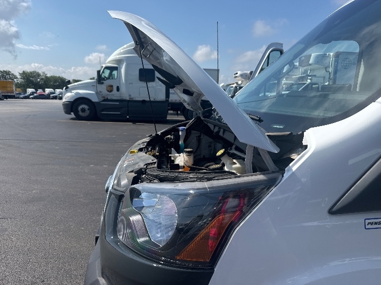 Used 2022 Ford E-Transit 350 - photo 24