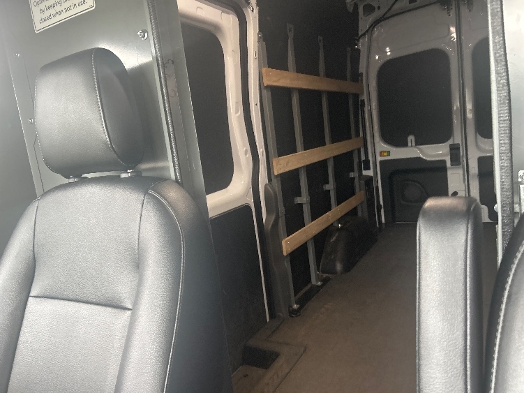 Used 2022 Ford E-Transit 350 - photo 28