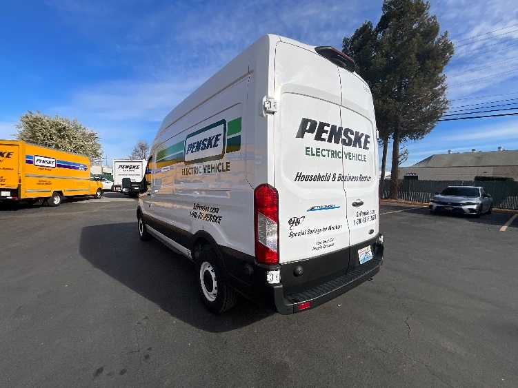 Used 2022 Ford E-Transit 350 - photo 27