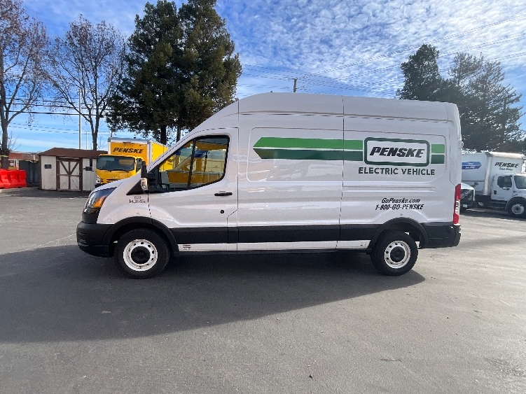 Used 2022 Ford E-Transit 350 - photo 6