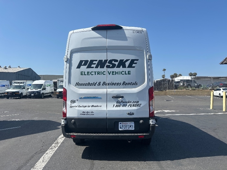 Used 2022 Ford E-Transit 350 - photo 9