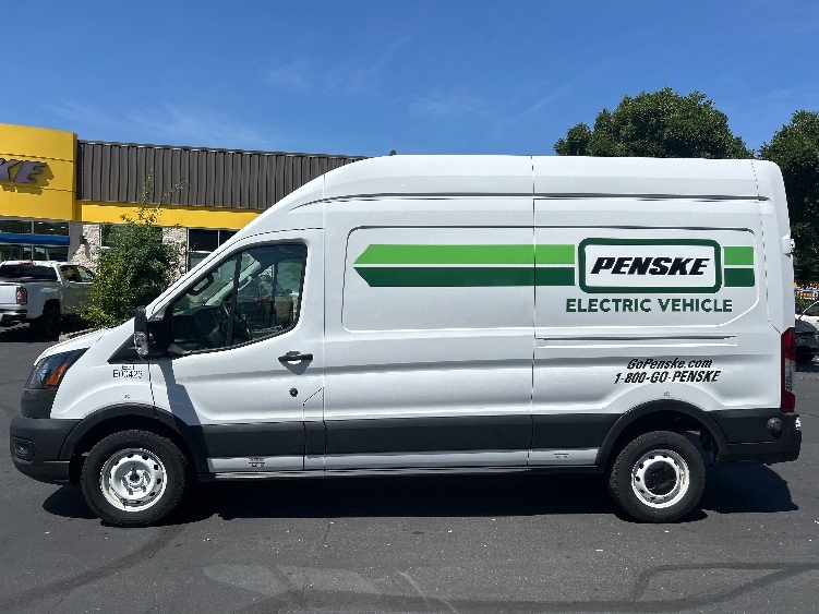 Used 2022 Ford E-Transit 350 - photo 6