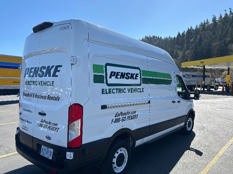 Used 2022 Ford E-Transit 350 - photo 14