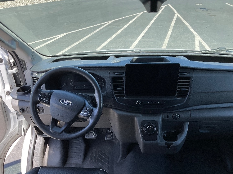 Used 2022 Ford E-Transit 350 - photo 19