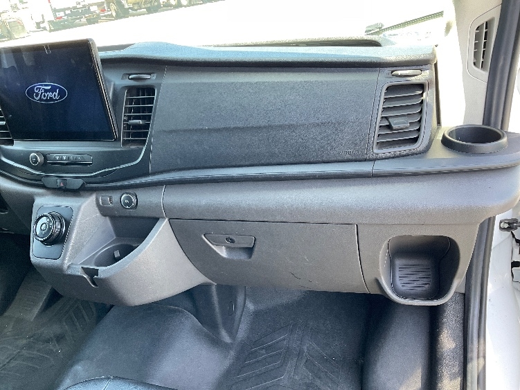 Used 2022 Ford E-Transit 350 - photo 22