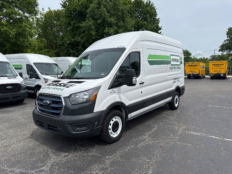 Used 2022 Ford E-Transit 350 - photo 5