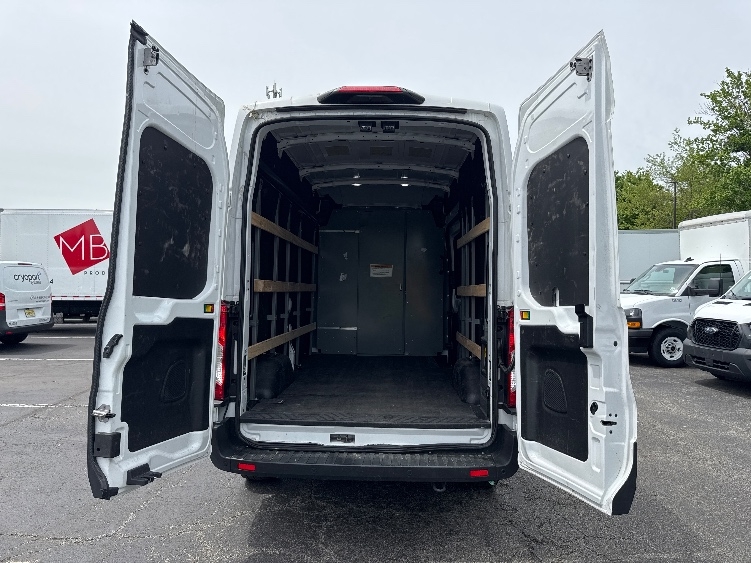 Used 2022 Ford E-Transit 350 - photo 10