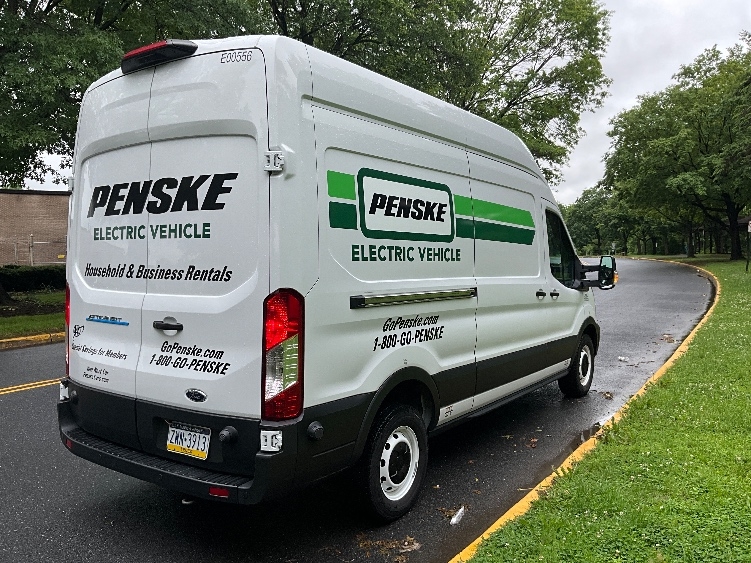 Used 2022 Ford E-Transit 350 - photo 15