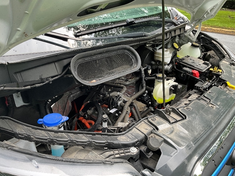 Used 2022 Ford E-Transit 350 - photo 25