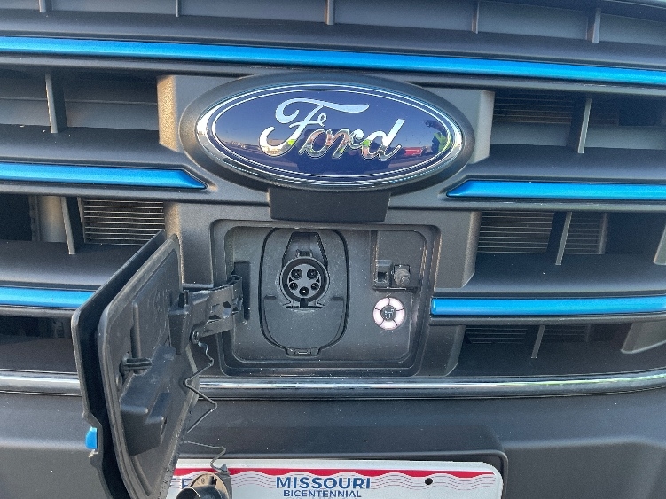 Used 2022 Ford E-Transit 350 - photo 27