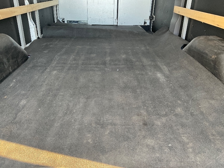 Used 2022 Ford E-Transit 350 - photo 11