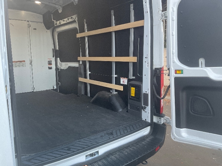 Used 2022 Ford E-Transit 350 - photo 13