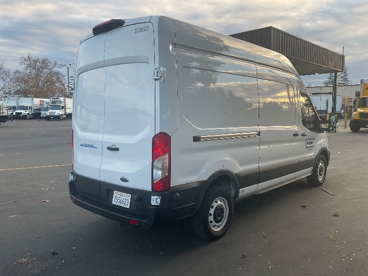 Used 2022 Ford E-Transit 350 - photo 14
