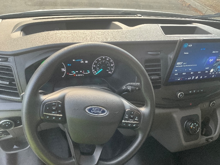 Used 2022 Ford E-Transit 350 - photo 18