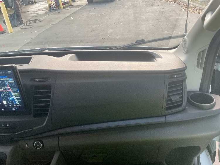 Used 2022 Ford E-Transit 350 - photo 21
