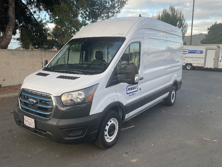 Used 2022 Ford E-Transit 350 - photo 5