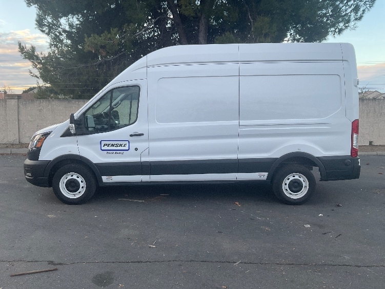 Used 2022 Ford E-Transit 350 - photo 6