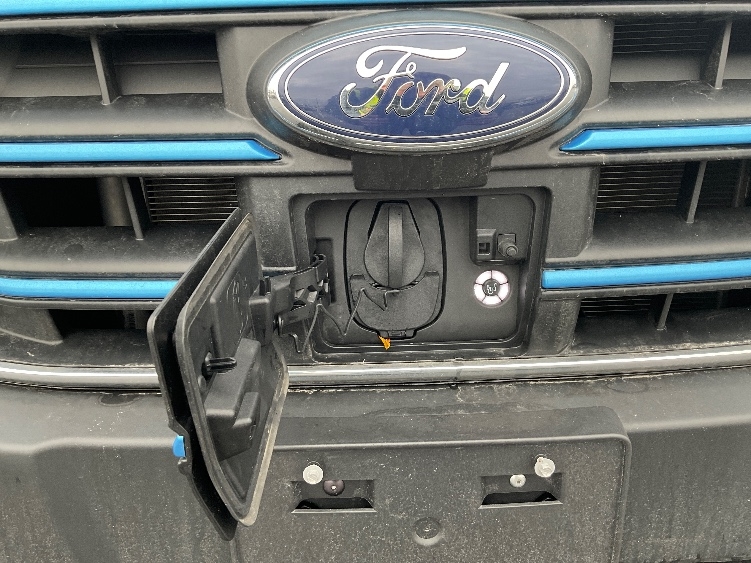Used 2022 Ford E-Transit 350 - photo 24