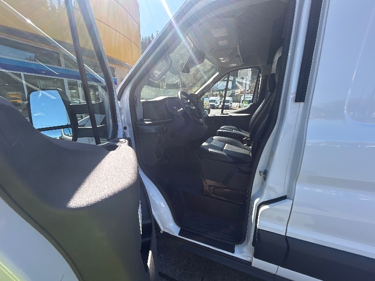 Used 2022 Ford E-Transit 350 - photo 14