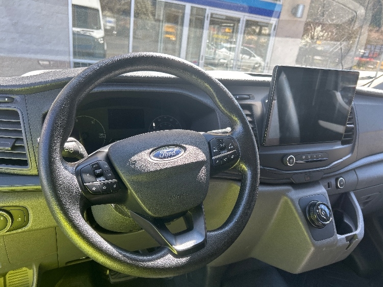 Used 2022 Ford E-Transit 350 - photo 15