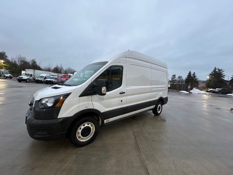 Used 2022 Ford E-Transit 350 - photo 5