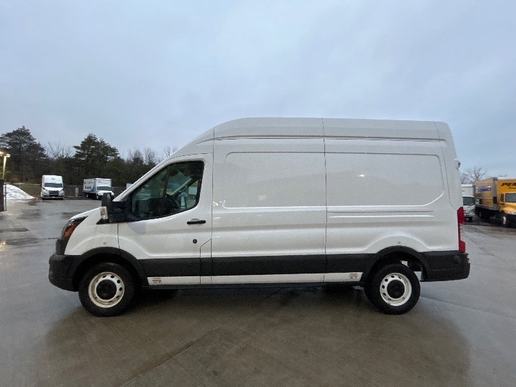 Used 2022 Ford E-Transit 350 - photo 6