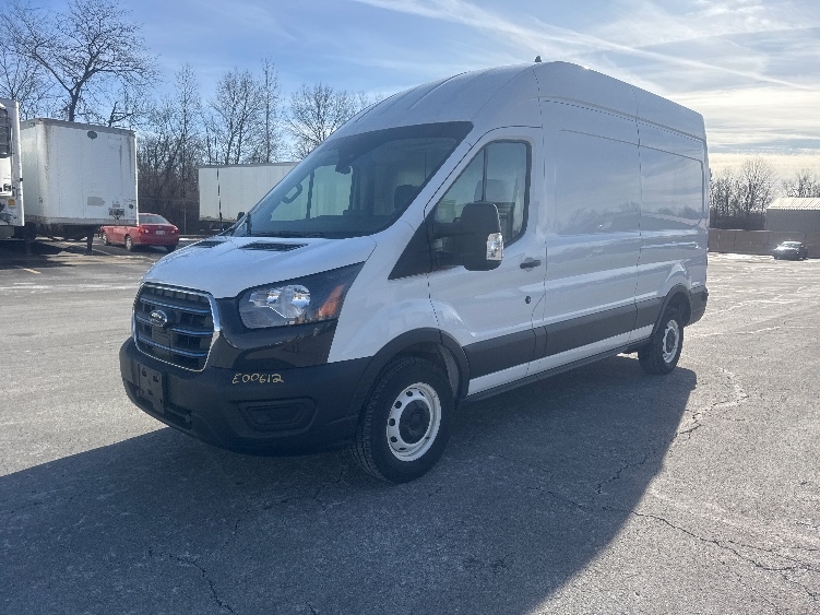 Used 2022 Ford E-Transit 350 - photo 5