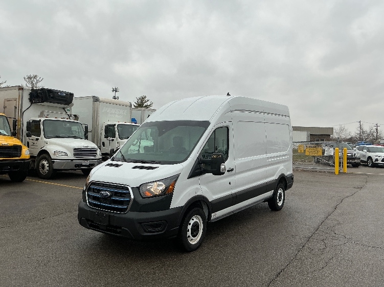 Used 2022 Ford E-Transit 350 - photo 5
