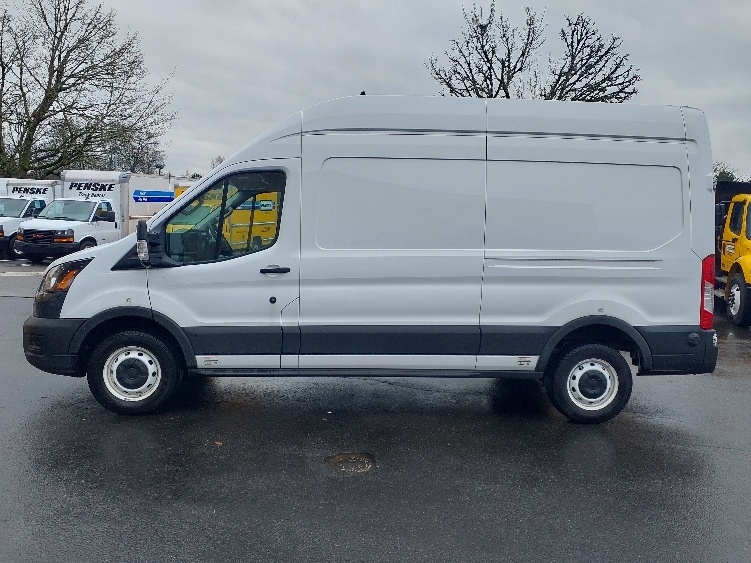 Used 2022 Ford E-Transit 350 - photo 6