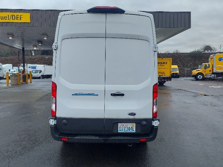 Used 2022 Ford E-Transit 350 - photo 9