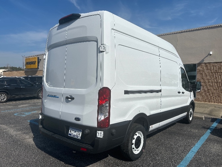 Used 2022 Ford E-Transit 350 - photo 12