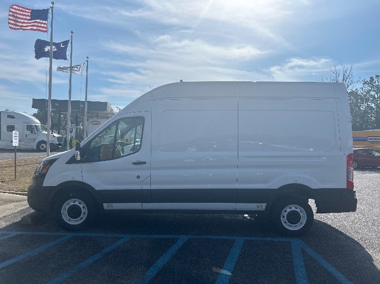 Used 2022 Ford E-Transit 350 - photo 6