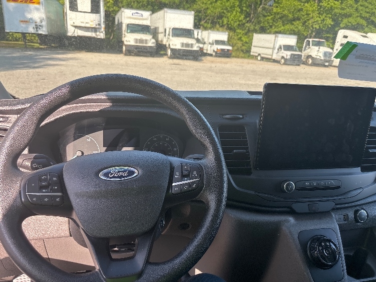 Used 2022 Ford E-Transit 350 - photo 19