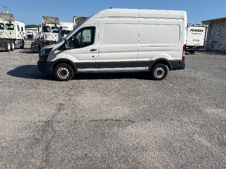 Used 2022 Ford E-Transit 350 - photo 6