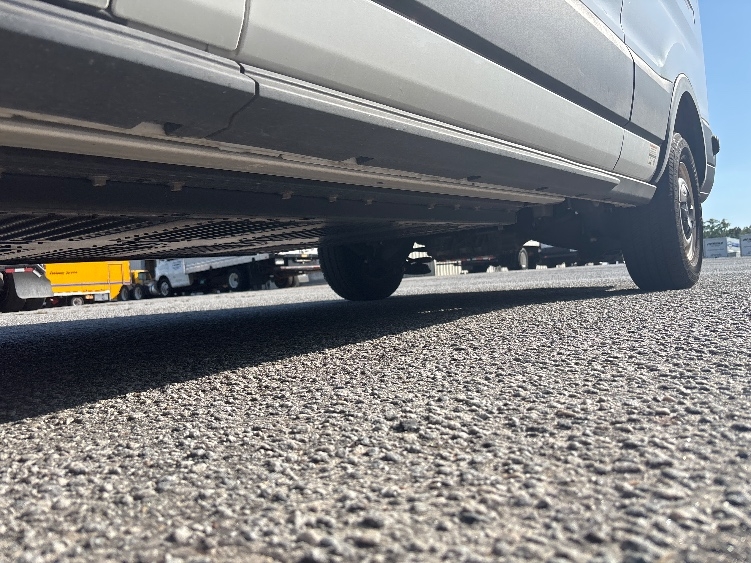 Used 2022 Ford E-Transit 350 - photo 7
