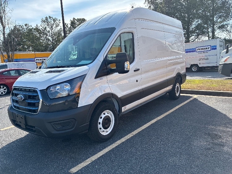 Used 2022 Ford E-Transit 350 - photo 5