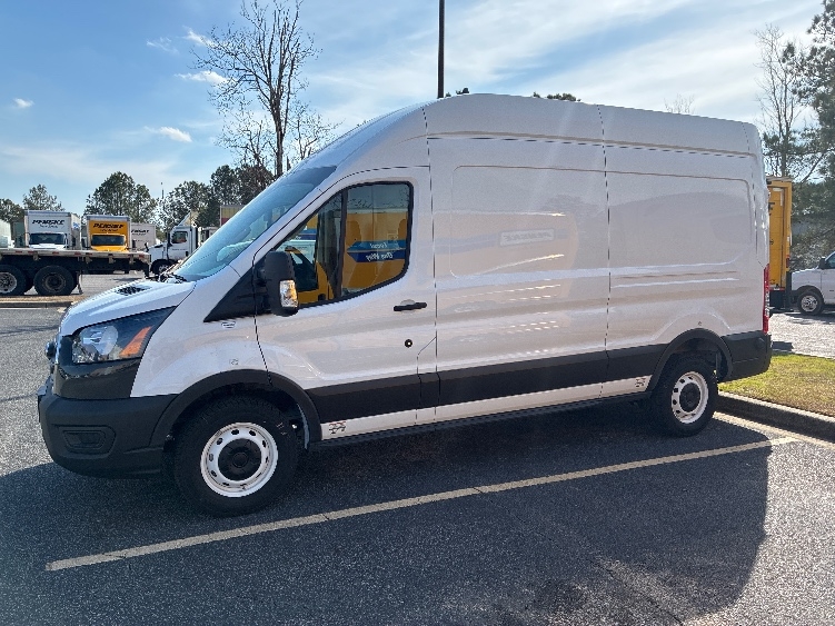 Used 2022 Ford E-Transit 350 - photo 6