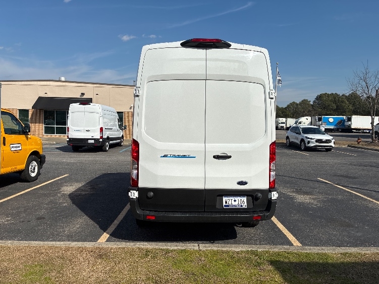 Used 2022 Ford E-Transit 350 - photo 9