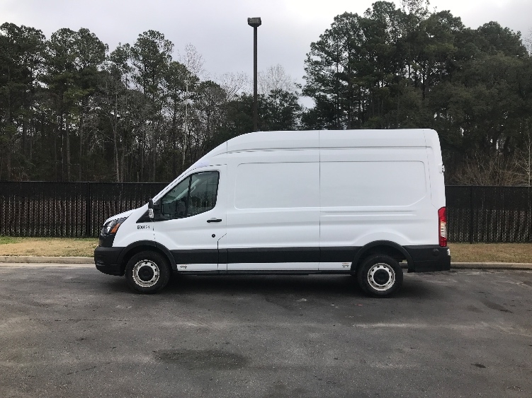 Used 2022 Ford E-Transit 350 - photo 6