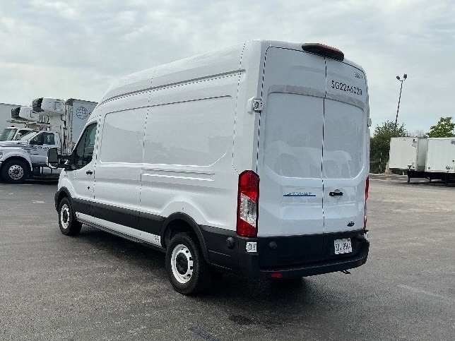 Used 2022 Ford E-Transit 350 - photo 7