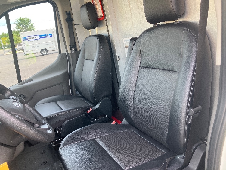 Used 2022 Ford E-Transit 350 - photo 20