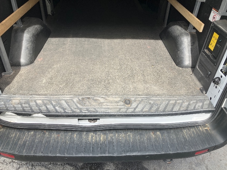 Used 2022 Ford E-Transit 350 - photo 11