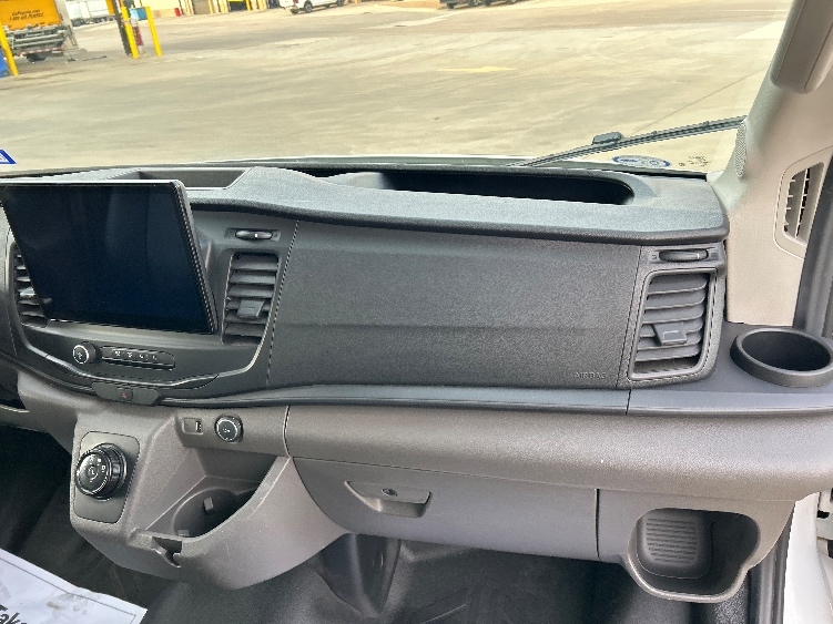Used 2022 Ford E-Transit 350 - photo 21